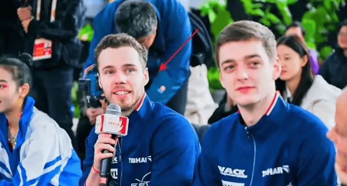 大群的乒乓, 这哥们在对, 动可是比王 大群的乒乓, 这哥们在对, 动可是比王